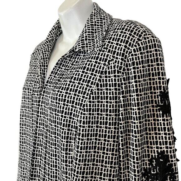 Chicos Womens Black White Lace Applique Ponte Knit Stretch Blazer Jacket 1 8 10 - Picture 8 of 16